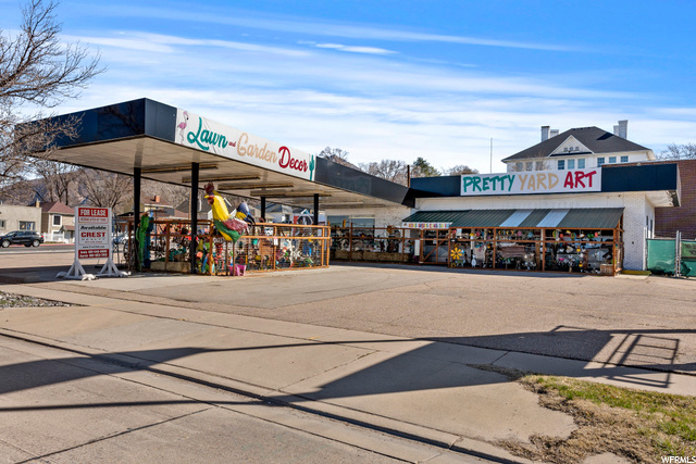 2004 S Washington Blvd E, Ogden, UT 84401 — photo 2