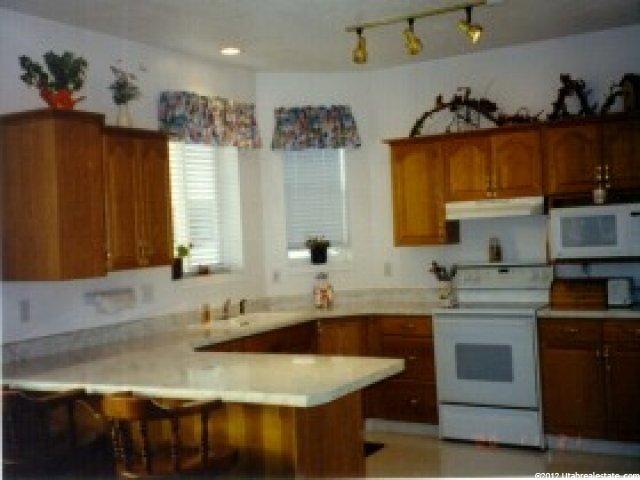 202 S 550 W, Layton, UT 84041 — photo 4