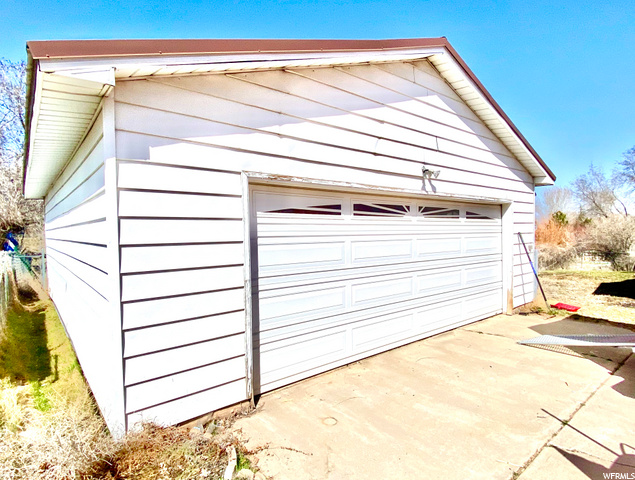 1917 E 3050 S, Vernal, UT 84078 — photo 2
