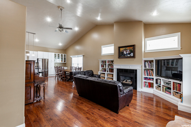 335 W 200 N, Bountiful, UT 84010 — photo 4