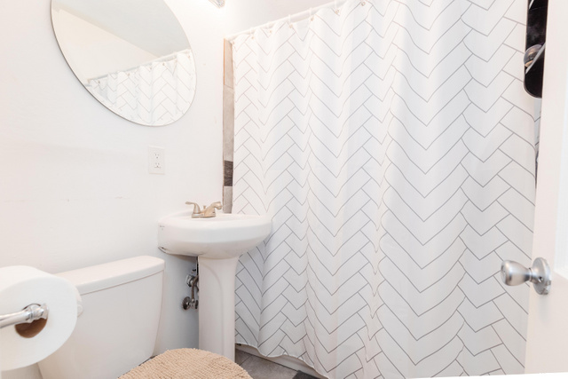 3833 S Grandview Dr E, Ogden, UT 84403 — photo 7