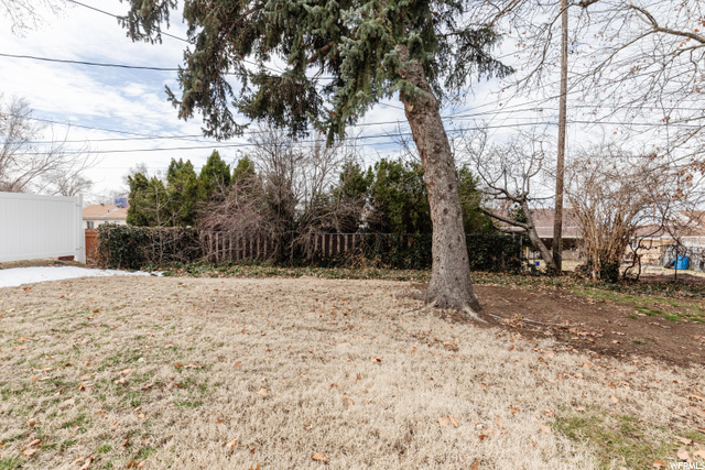 3833 S Grandview Dr E, Ogden, UT 84403 — photo 11