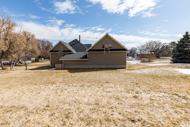 147 S 100 W, Clarkston, UT 84305 — photo 10