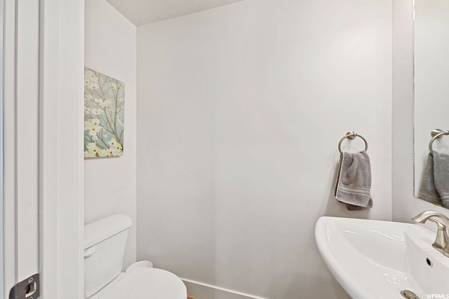 1560 E 460 S, Hyrum, UT 84319 — photo 11