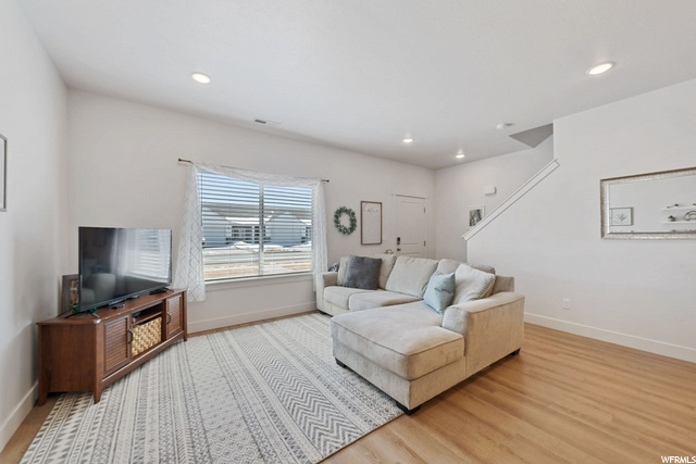 1560 E 460 S, Hyrum, UT 84319 — photo 3