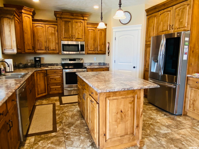 178 E 1500 N, Vernal, UT 84078 — photo 3