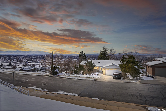 739 S Island Vw E, Centerville, UT 84014 — photo 2