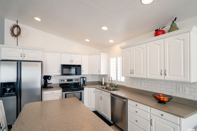 472 E 2720 N, Logan, UT 84341 — photo 9