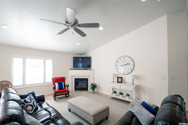 472 E 2720 N, Logan, UT 84341 — photo 12