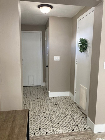 1955 S 50 W, Bountiful, UT 84010 — photo 2