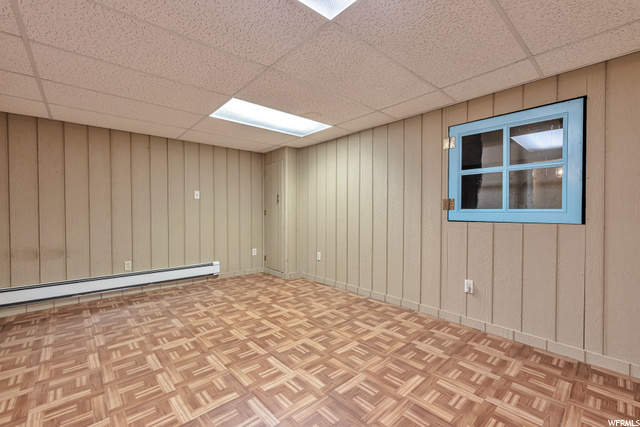 Room/ basement