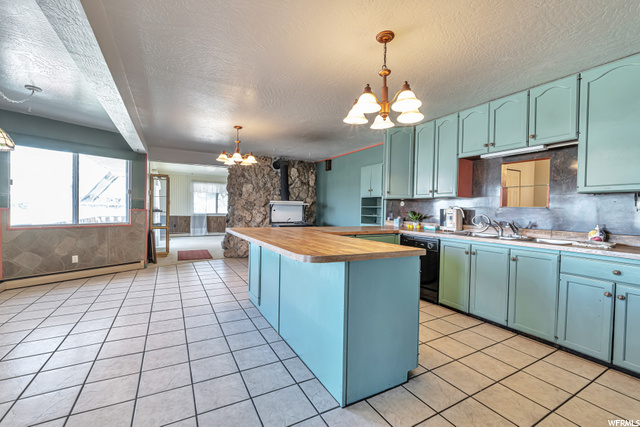 Kitchen/Dining