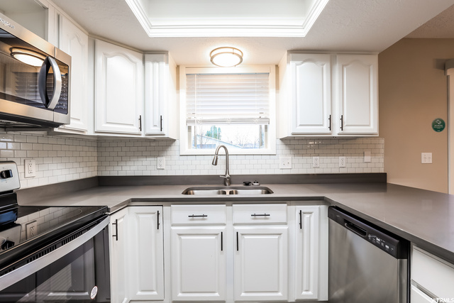 2562 N 1525 E, Layton, UT 84040 — photo 9