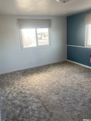 178 S Main St, Loa, UT 84747 — photo 9