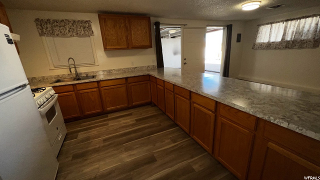 367 N Broadway E, Tooele, UT 84074 — photo 7