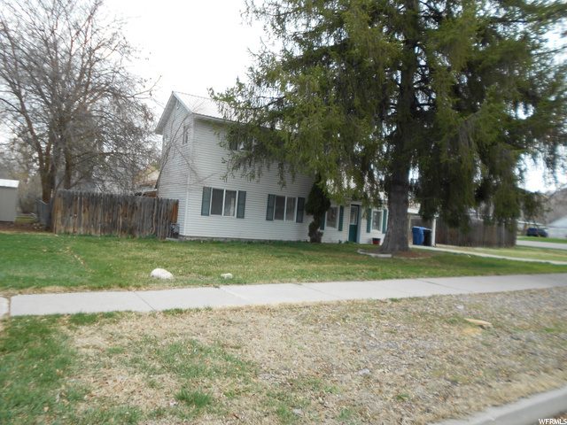 93 E Center St, Smithfield, UT 84335 — photo 2