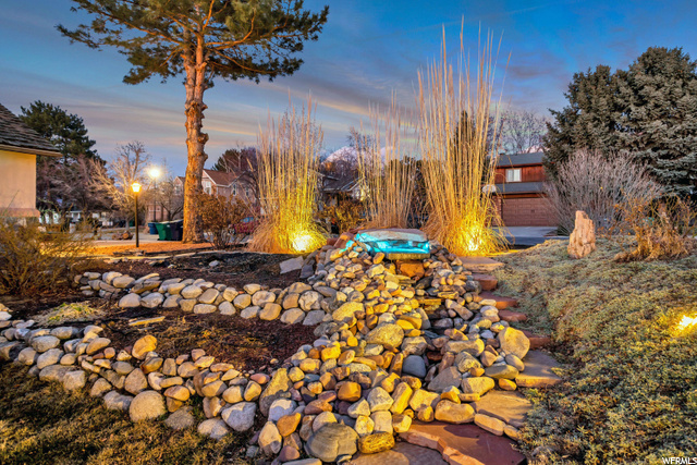 10170 S High Point Ln E, Sandy, UT 84092 — photo 4
