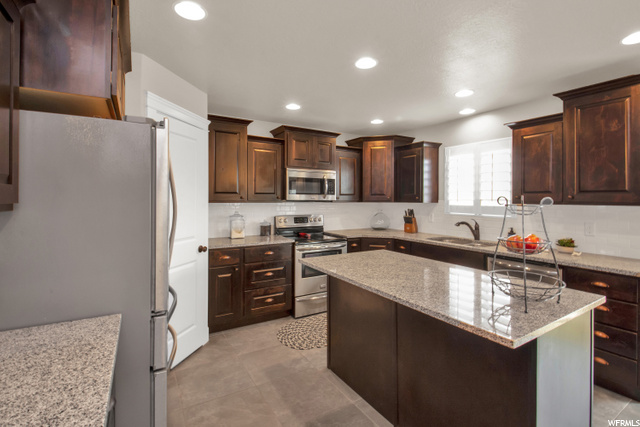 2313 N 2100 W, Clinton, UT 84015 — photo 5