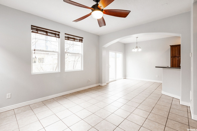75 E Calbourne Ln, Sandy, UT 84070 — photo 4