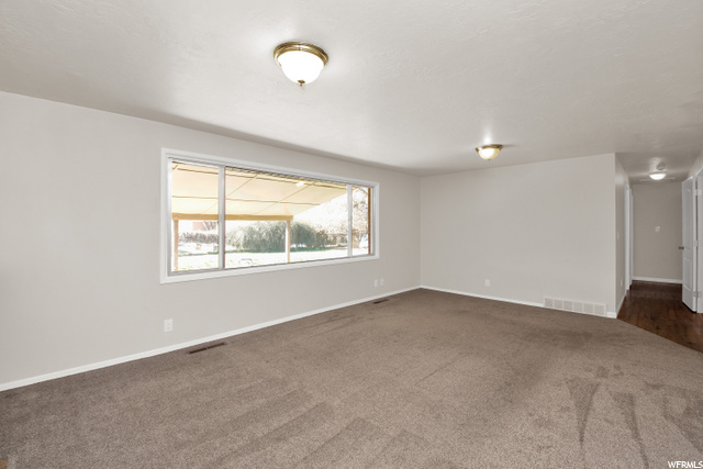 621 W 2300 N, Clinton, UT 84015 — photo 9