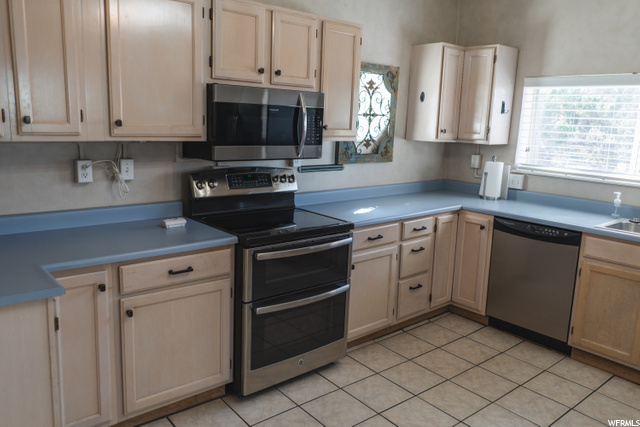 478 W Center St, Logan, UT 84321 — photo 5