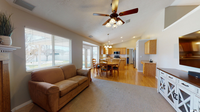 1391 S 2375 W, Syracuse, UT 84075 — photo 8