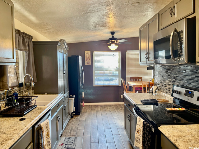 4936 S 2500 W, Roy, UT 84067 — photo 9