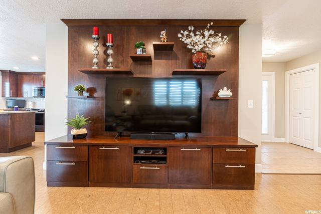 2121 S 850 E, Bountiful, UT 84010 — photo 8