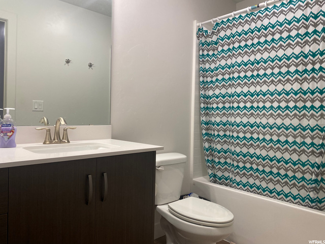 363 S 1540 E, Hyrum, UT 84319 — photo 9