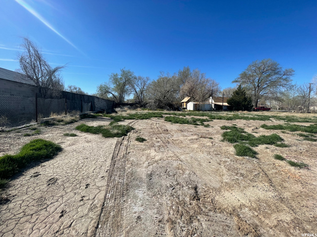 462 N Main St, Hinckley, UT 84635 — photo 5