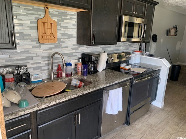 859 N Jefferson Ave, Ogden, UT 84404 — photo 2