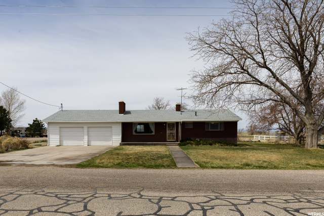 115 N MAIN ST