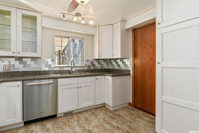 2154 N 2350 E, Layton, UT 84040 — photo 10