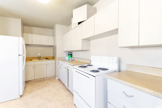 2344 W 4975 S, Roy, UT 84067 — photo 3