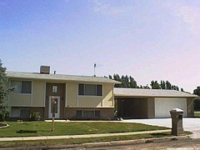 1268 W 2175 N, Clinton, UT 84015 — photo 2