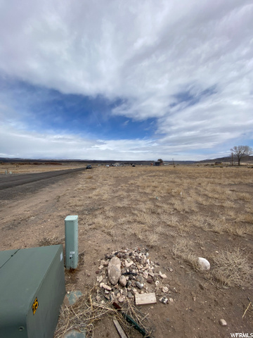 #16, Loa, UT 84747 — photo 7
