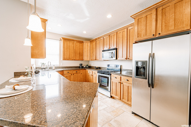 1414 E Eagle Cliff Ct, Sandy, UT 84092 — photo 8