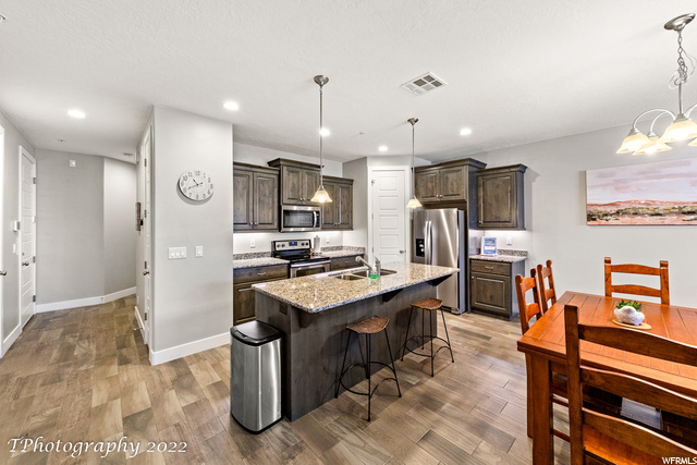 8-Spacious Kitchen Area