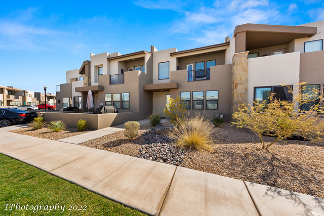 2326 N Park Center Dr-39