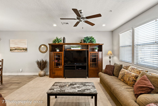 5-Main Level Living Rm., Pic 2