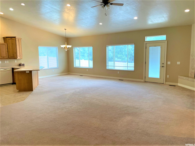 536 Chateau Way, Smithfield, UT 84335 — photo 8