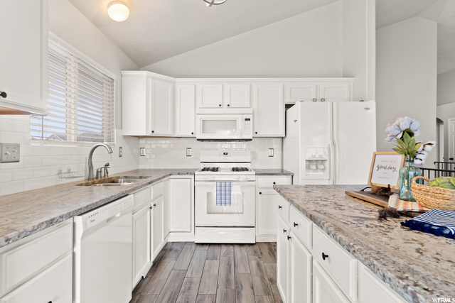 1426 N 2340 W, Clinton, UT 84015 — photo 3
