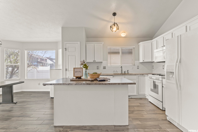 1426 N 2340 W, Clinton, UT 84015 — photo 6