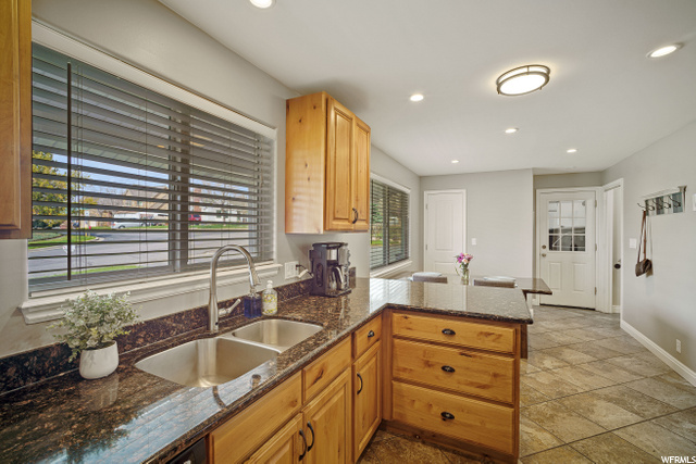 607 W 3100 S, Bountiful, UT 84010 — photo 8