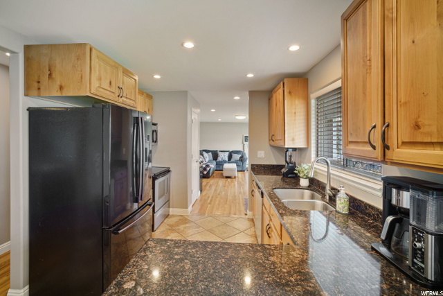 607 W 3100 S, Bountiful, UT 84010 — photo 9