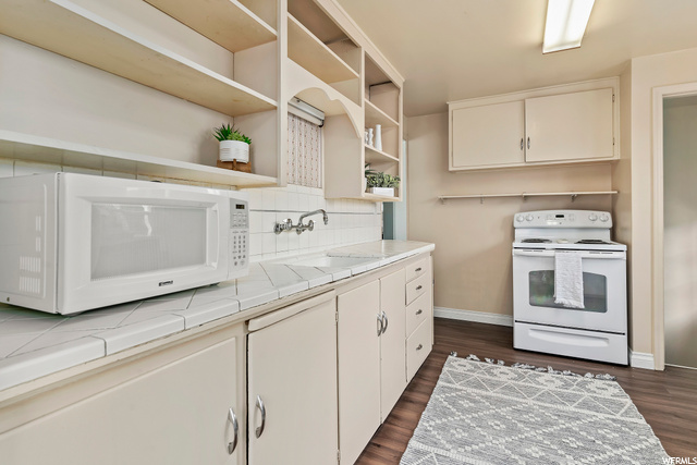571 E 2600 N, North Ogden, UT 84414 — photo 12