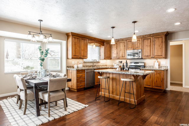 1995 E Rio Way, Sandy, UT 84093 — photo 9