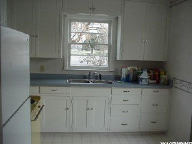 6161 Cedar St, Murray, UT 84107 — photo 3