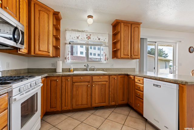1690 E 1100 S, Clearfield, UT 84015 — photo 7