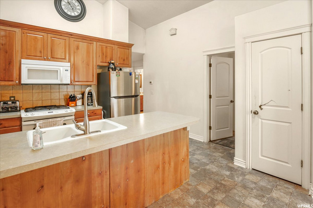 637 E 500 N, Ogden, UT 84404 — photo 8